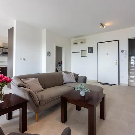 Andrea & Sander Apartament *